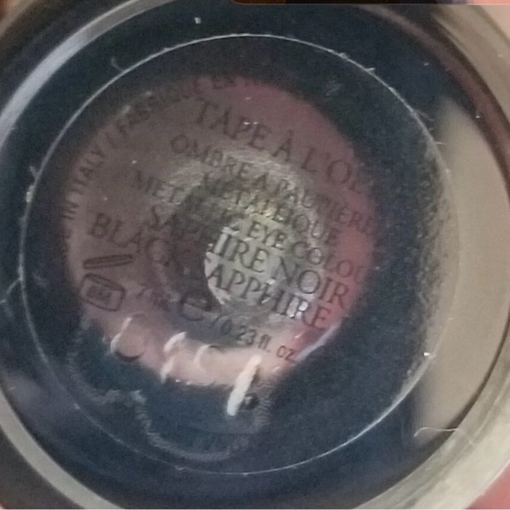 Christian Louboutin liquid eyeshadow - Picture 4 of 5